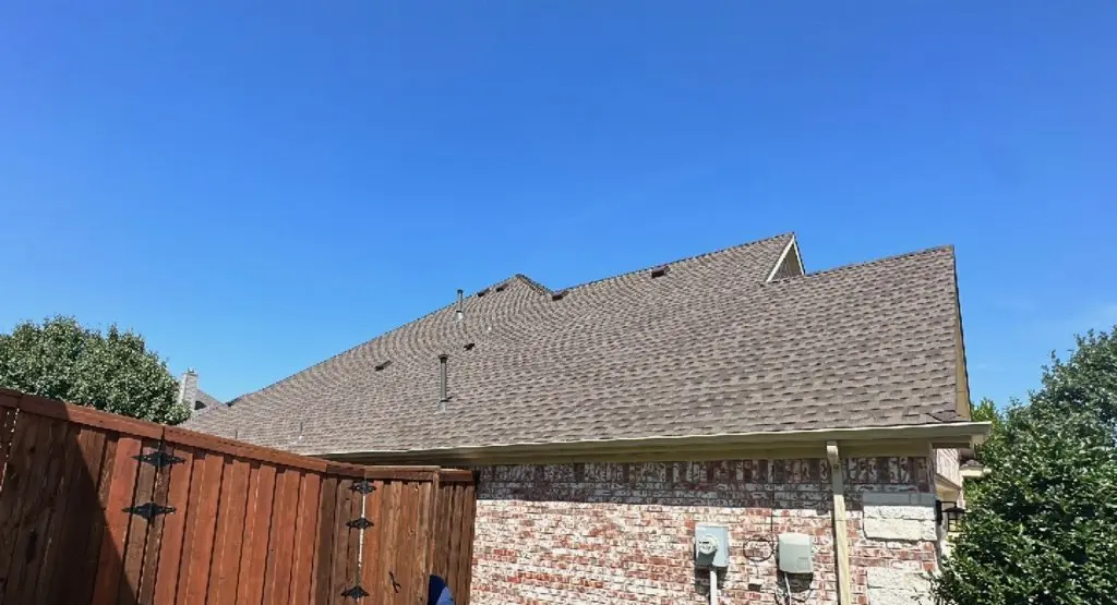 Completed roof replacement project in Lincoln City